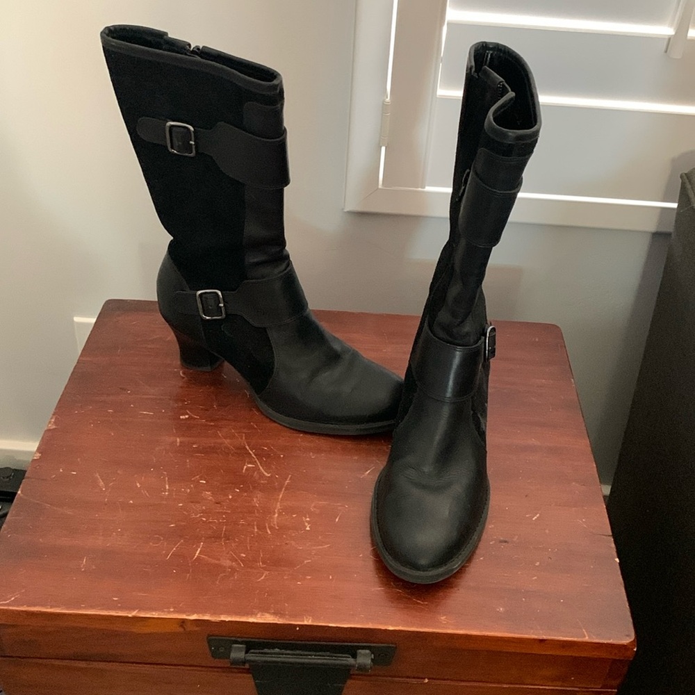 Black Nurture Black boots, size 9. Style: Salem